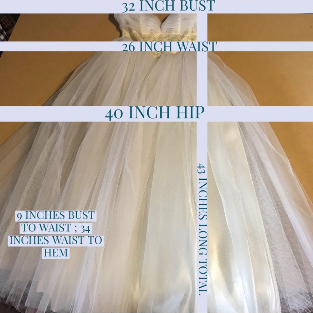 VINTAGE 1950'S CORRINE ORIGINALS WHITE & CREAM TULLE & LACE PARTY DRESS (S) - Picture 12 of 13